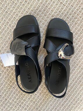 Aerosoles Black Leather Platform Sandal Oversized Buckle Size 9